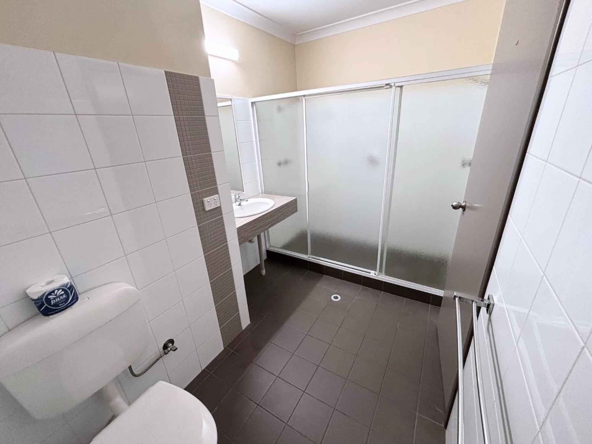 Hotel Of Wales Hotel, 3*
