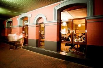 Of Wales Hotel, Bunbury
