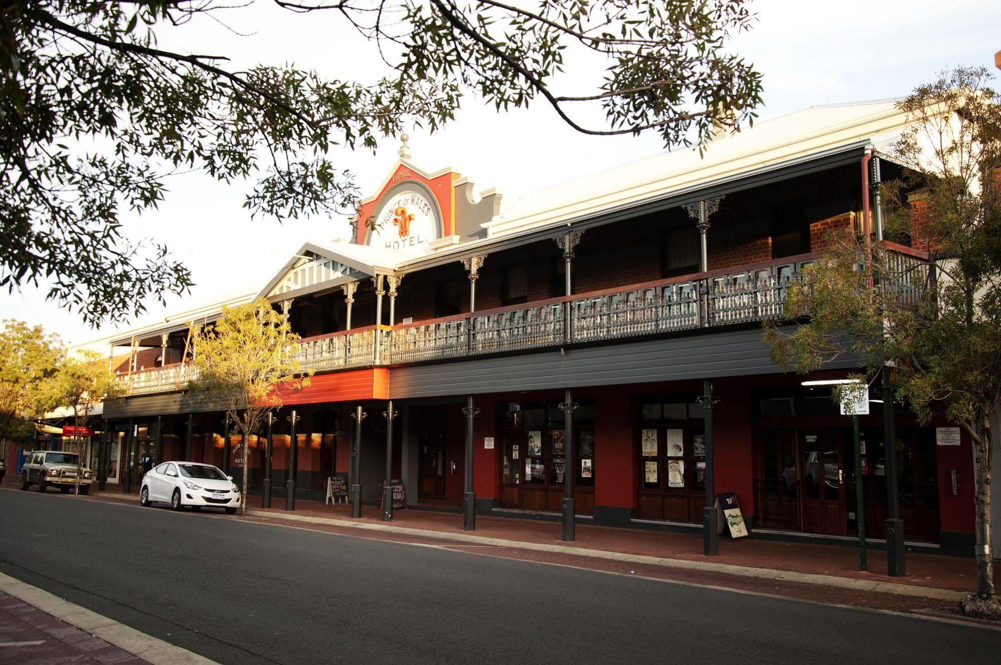 Of Wales Hotel, Hotel